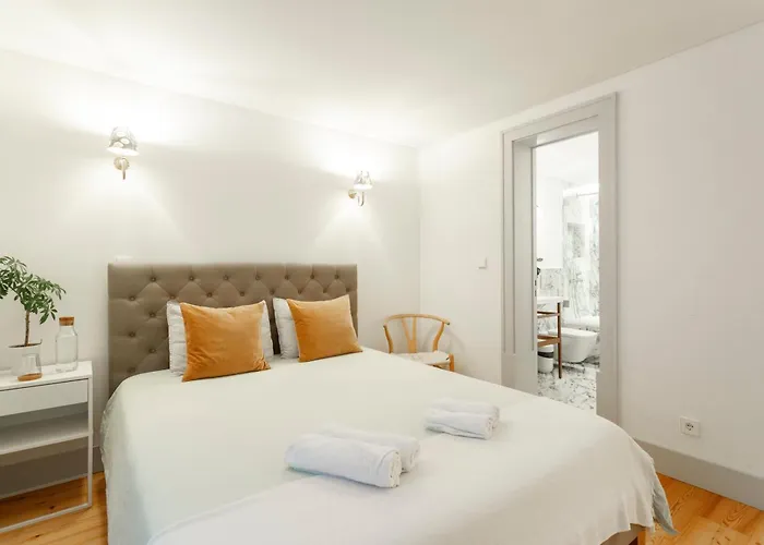 In Shared Apartment, Santo Antonio Church In Kwatera prywatna